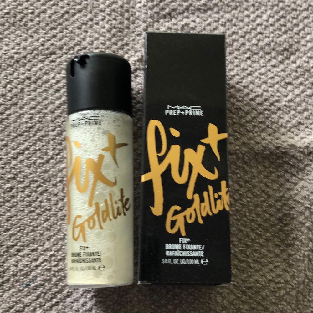 MAC Fix+ Goldlite spray NWT